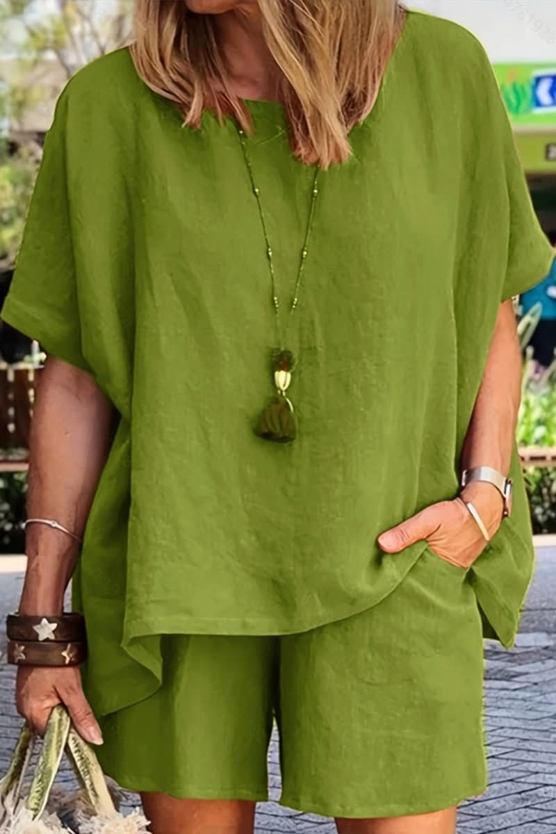 Casual women's summer co-ord set, ideal comfortable two-piece leisurewear for vacation & relaxed days.