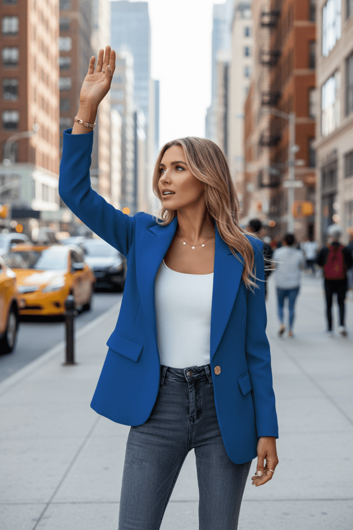 Sophisticated women's relaxed blazer, a versatile jacket for office or casual elegant wear.