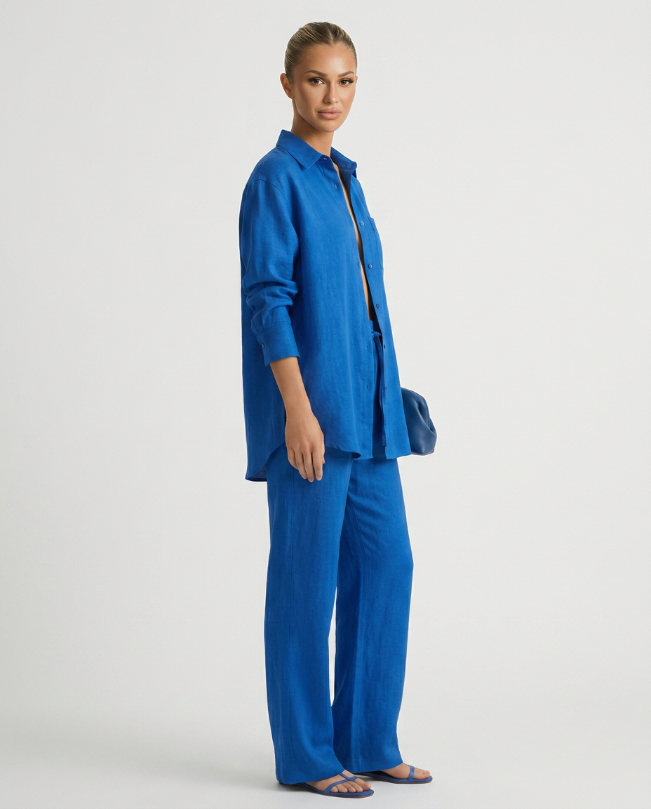 Women's two-piece matching set: relaxed fit, casual, and comfortable lounge wear.
