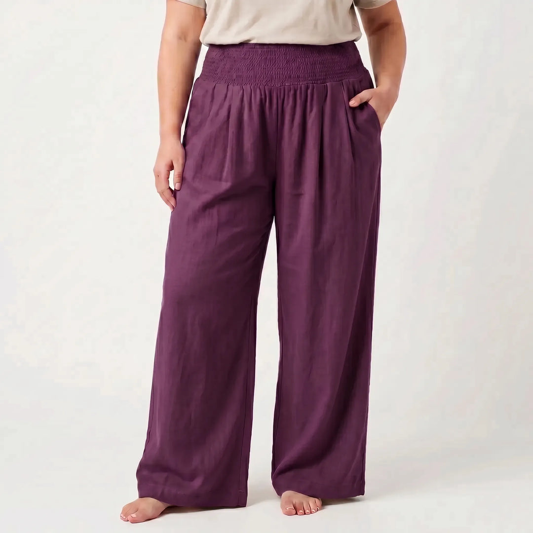 Comfortable women's wide-leg trousers, ideal for summer loungewear or spring casual wear.