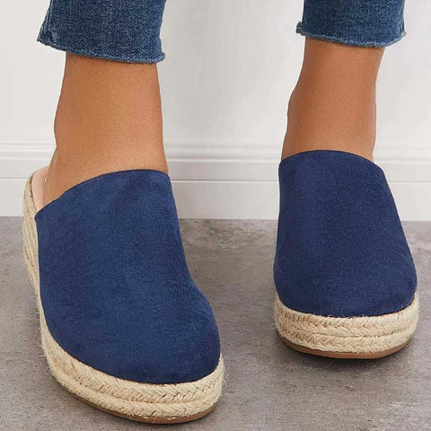 Comfortable slip-on wedge sandals for women, elegant retro style for casual outfits.