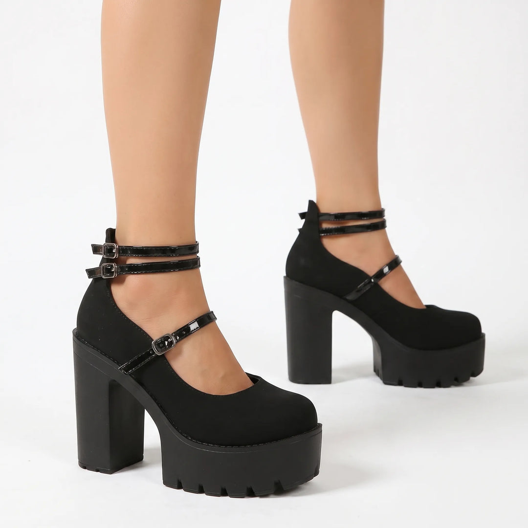Elegant women's retro Mary Jane platform pumps featuring a chunky block heel and adjustable strap for statement style.