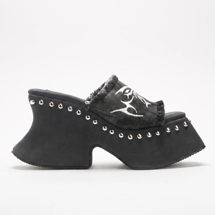 Women's retro chunky platform mules, slip-on sandals with a high block heel, ideal for edgy summer style.