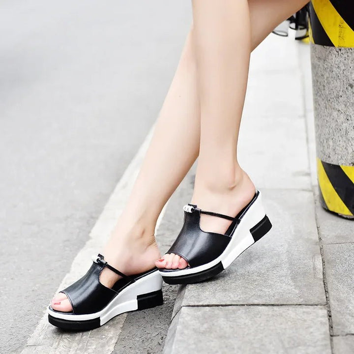 Elegant women's open-toe platform wedge slide sandals featuring dazzling rhinestone embellishments. Summer comfort.