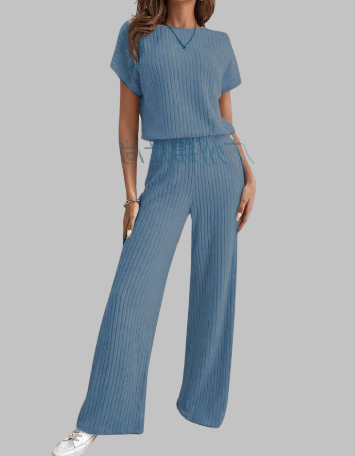 Versatile women's ribbed matching set. Short sleeve top and wide leg pants for spring/summer casual chic.