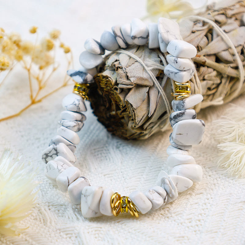Amethyst natural stone crystal bracelet for women. Spiritual healing gemstone jewelry, adjustable fit.