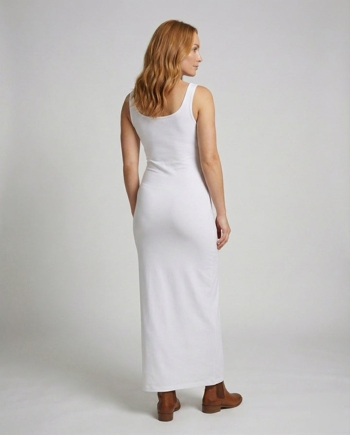 Figure-flattering women's scoop neck sleeveless bodycon maxi dress. Ideal for versatile fashion.