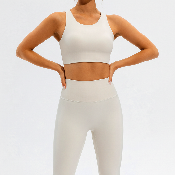 Ainsley women's seamless performance top, a comfortable sports bra style activewear piece for gym & yoga.