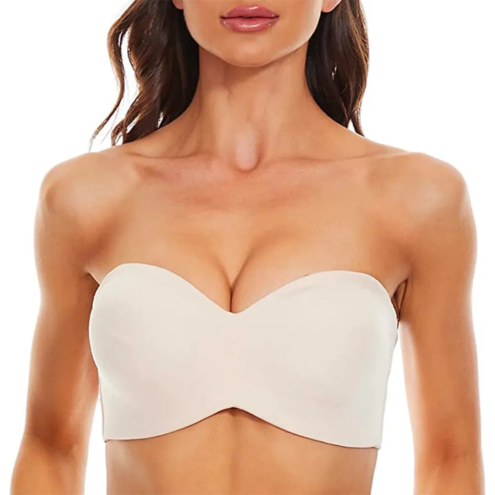 Close-up of a women's plus-size seamless bra, highlighting the soft, breathable fabric & invisible design.