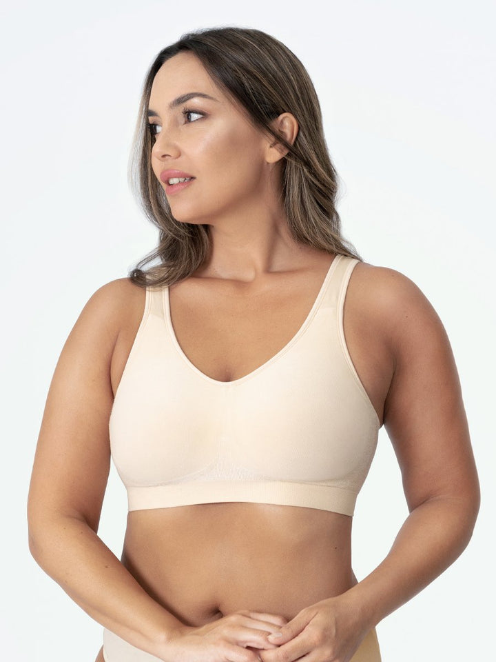 Elena seamless shapewear sports bra for women, providing wireless comfort, smooth fit, and gentle support.