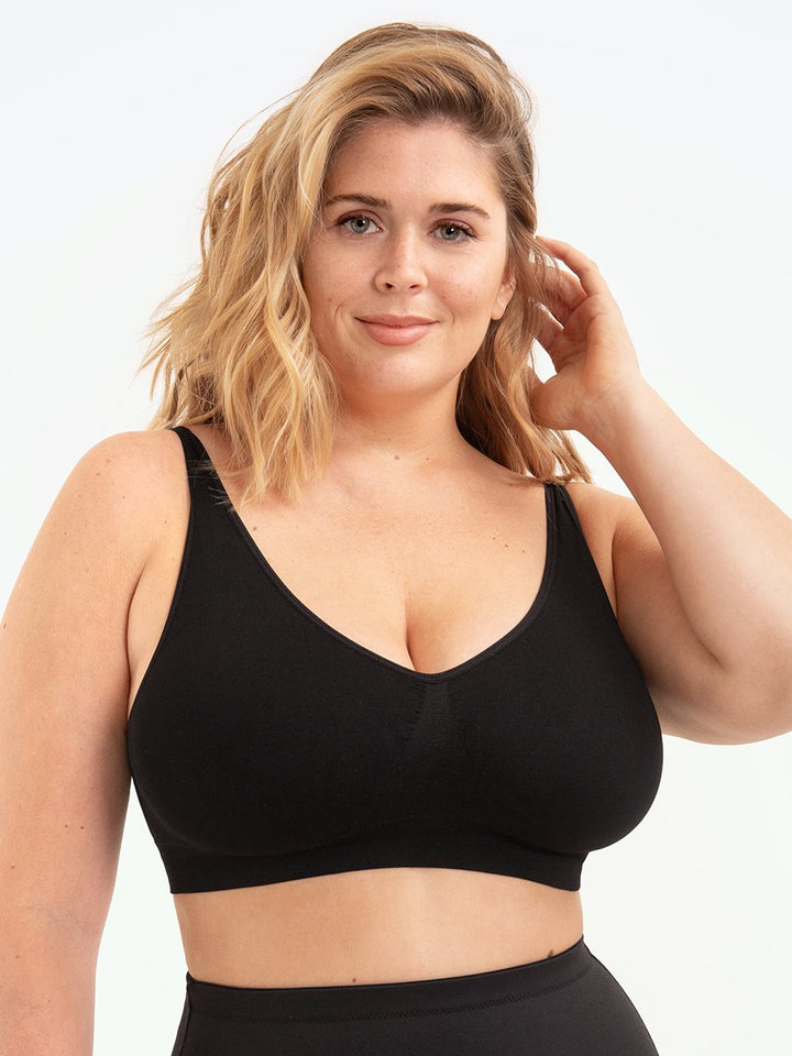 Women's comfortable seamless shapewear sports bra, Elena, perfect for athletic and daily activities.
