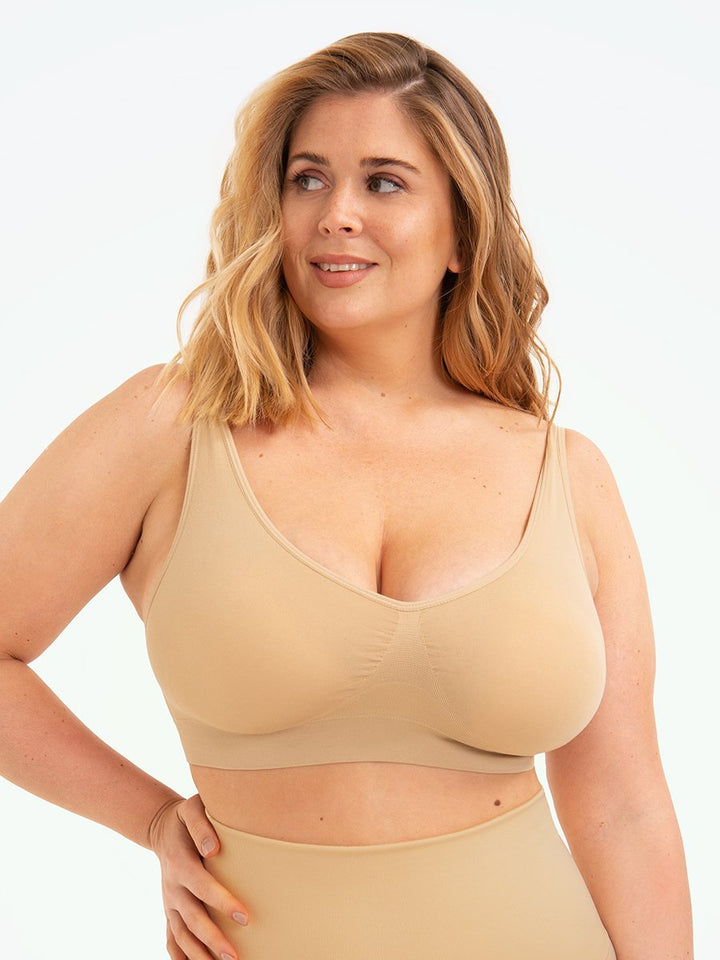 High-quality Elena women's seamless shapewear sports bra, offering wireless support and flattering shape.