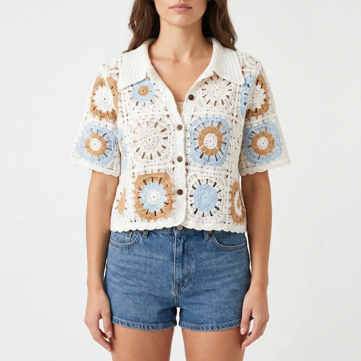 Retro-style women's short-sleeve crochet cardigan. Versatile open-knit top, ideal for casual or resort wear.