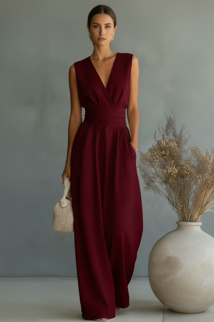 Back view of women's tailored duo set, sleek cross waist design, sophisticated & versatile for modern professional fashion.