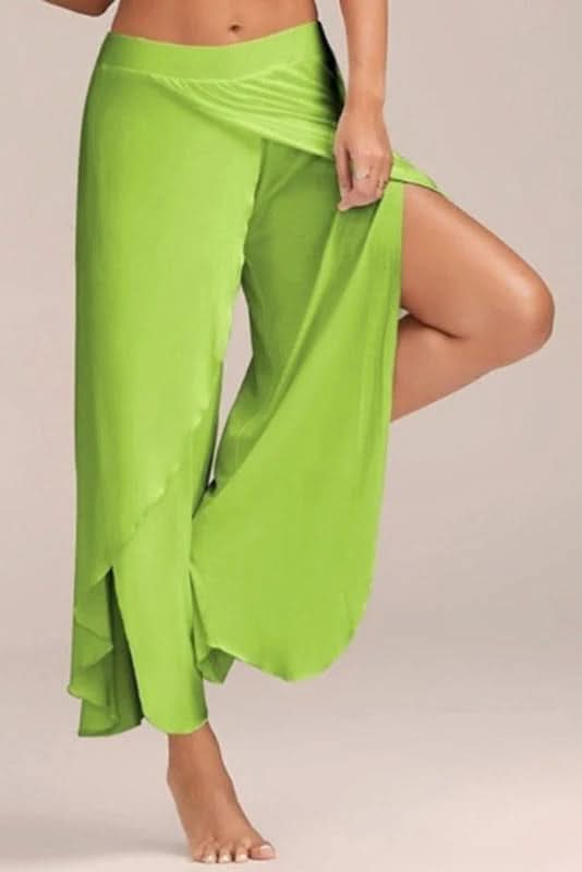 Soft & sleek high-waisted yoga pants for women, designed for ultimate comfort & flexibility.