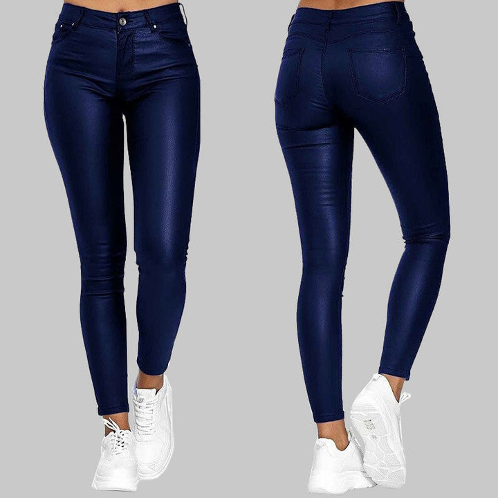 Women's sleek sculpting slim-fit pants in a versatile fashion style, perfect high-waist trousers.