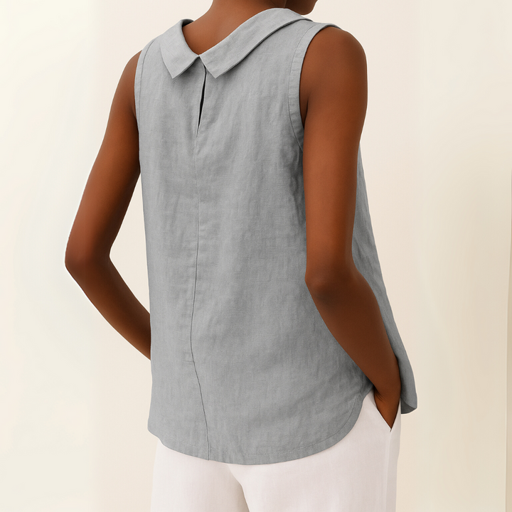 Chic sleeveless top for women, featuring a relaxed fit and classic round neck. Versatile casual wear.