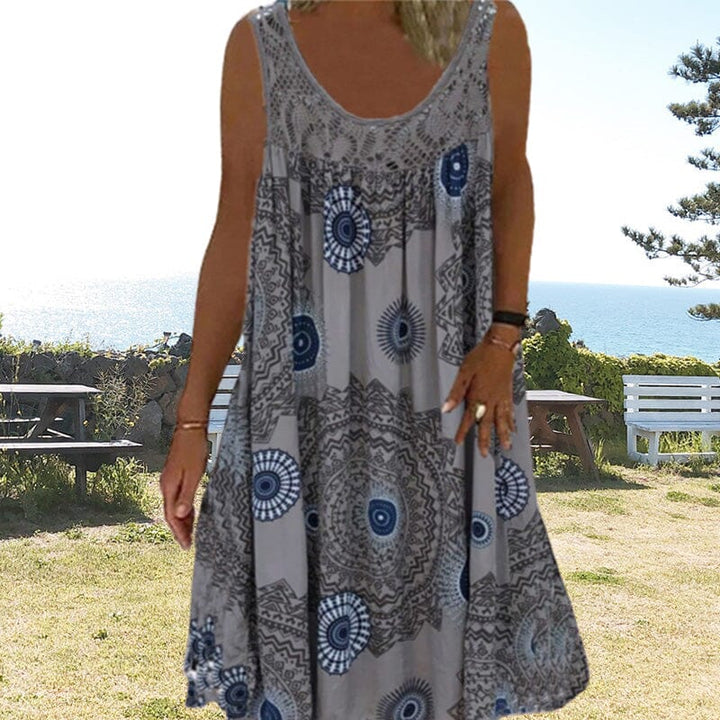 Comfortable women's sleeveless dress, effortless style for warm weather and casual occasions.