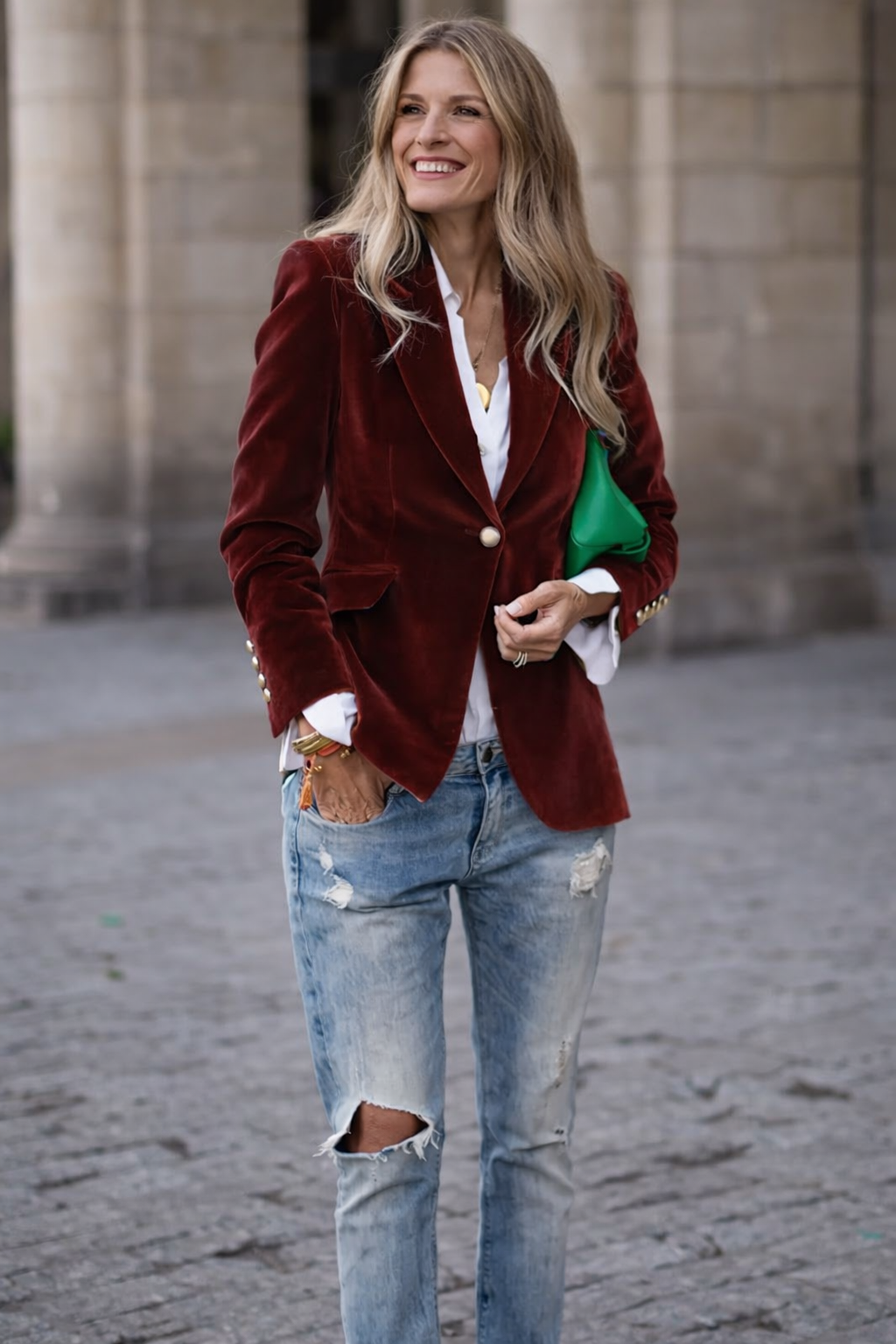 Women's fashion blazer, slim fit, with eye-catching gold buttons and a chic peak lapel.