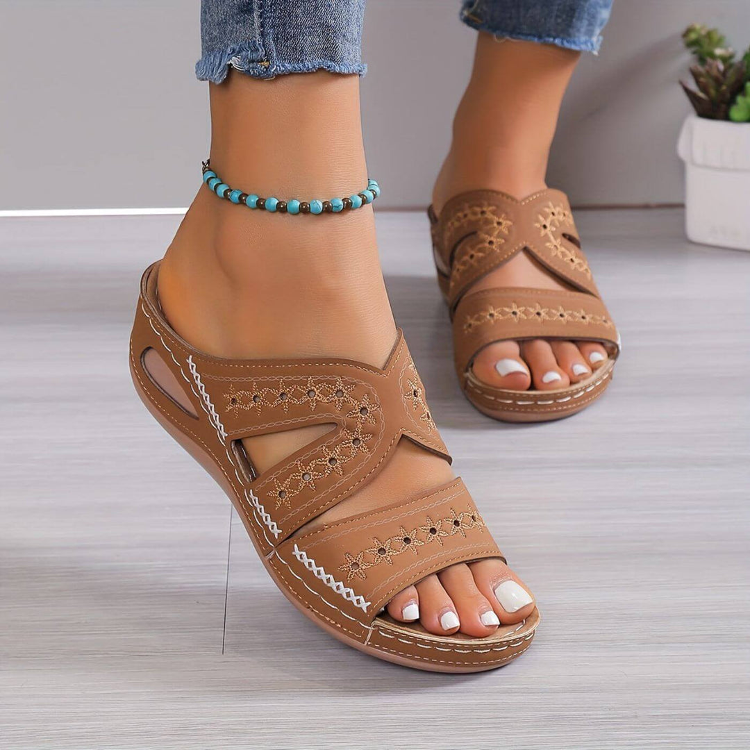 Slip-resistant women's orthopedic sandals, providing superior comfort and foot support for summer wear.