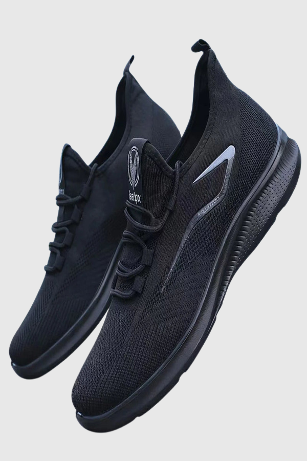 Breathable women's athletic sneakers for ultimate comfort during running & walking.