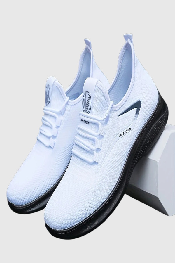 Comfortable women's casual sneakers, perfect for active days & everyday wear.
