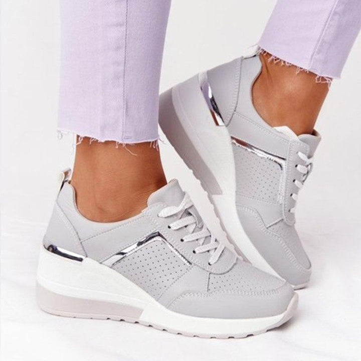 Comfortable women's sneakers with cushioned support, perfect for active lifestyles & orthopedic needs.