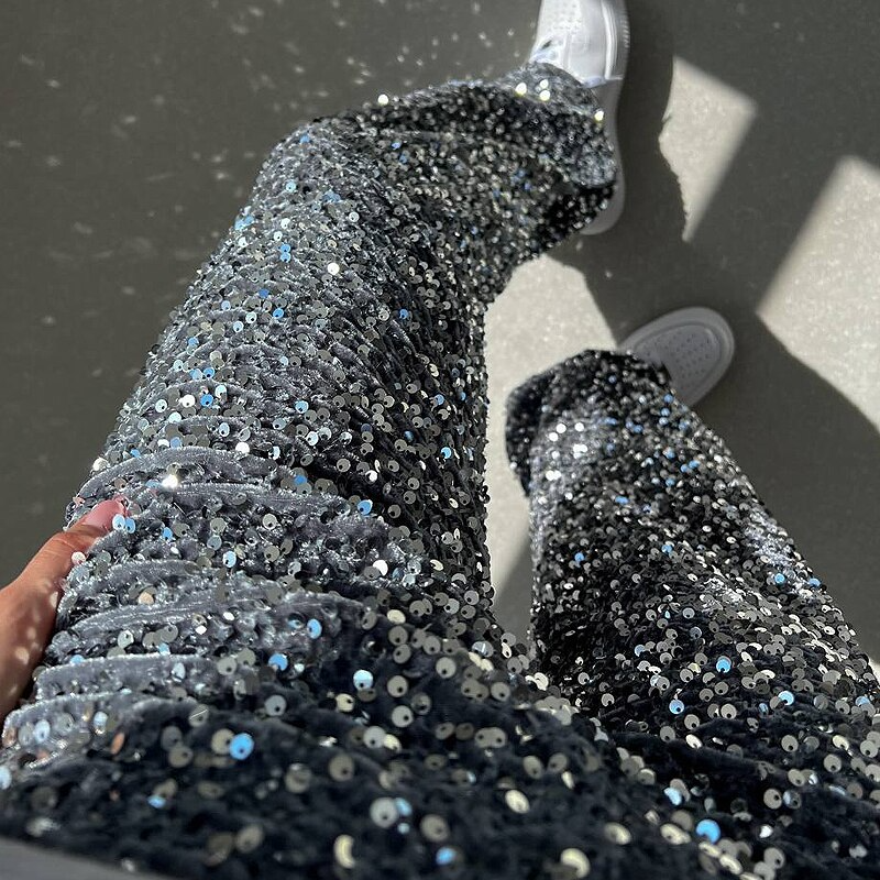 Comfortable & stretchy women's sparkling high-waist pants, ideal evening wear for a dazzling party look.