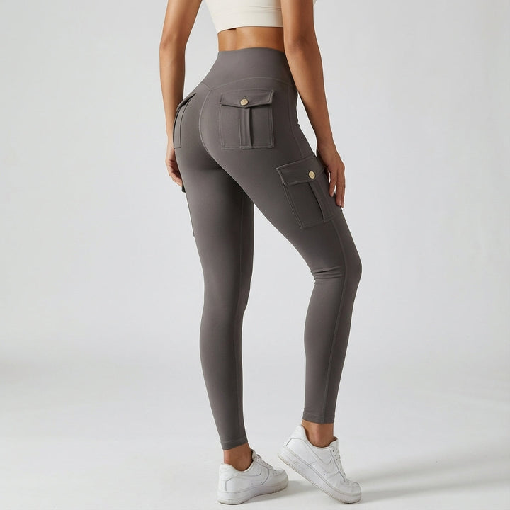 Comfortable women's athletic cargo leggings with pockets, perfect for yoga, fitness, & active wear.