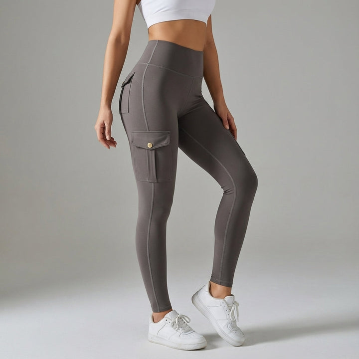 Stretchy women's workout leggings with cargo pockets, offering comfort & support for all active pursuits.