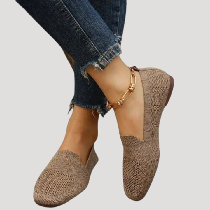 Comfortable women's breathable knit square toe flats, perfect for casual summer wear.