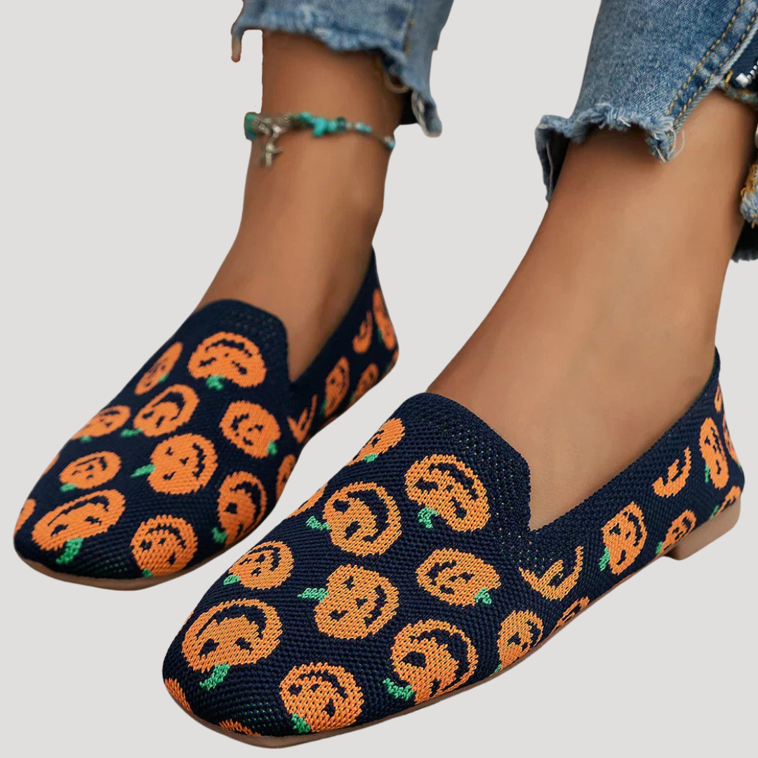 Modern women's lightweight square toe ballet flats, breathable knit for ultimate comfort.