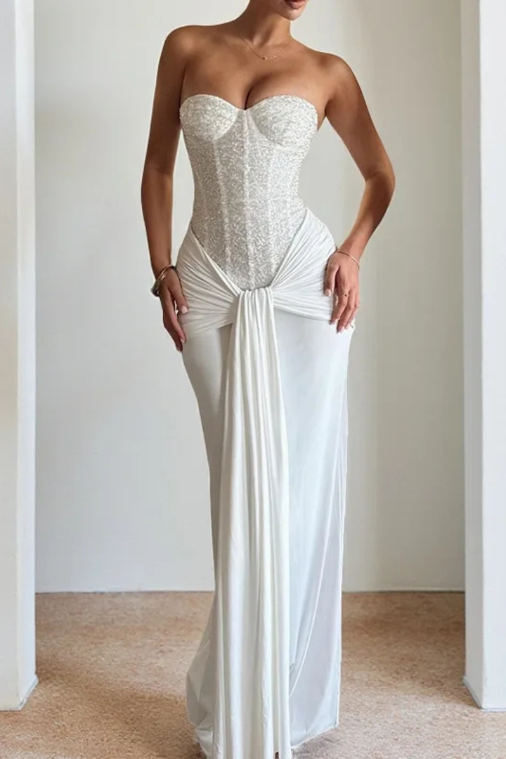 Stylish women's strapless corset mermaid party dress, an elegant choice for special events.