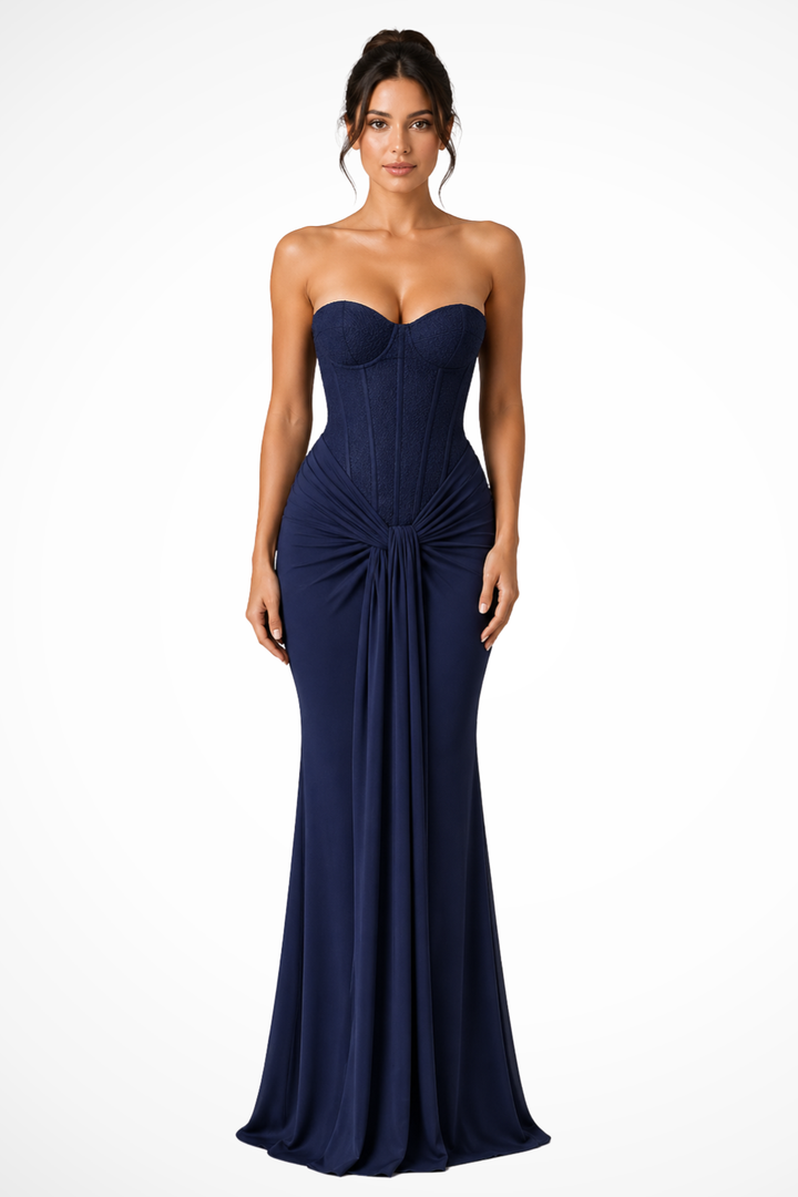Luxurious women's strapless corset mermaid formal dress, an exquisite evening gown for special events.