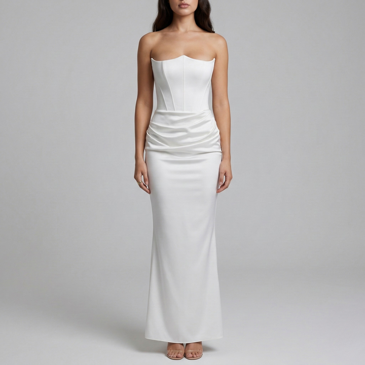 Women's elegant strapless mermaid evening dress, a slim fit formal maxi gown for special occasions.