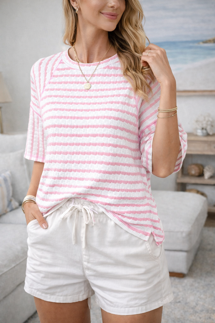 Casual women's striped relaxed fit t-shirt, perfect for everyday style and easy comfort in any season.