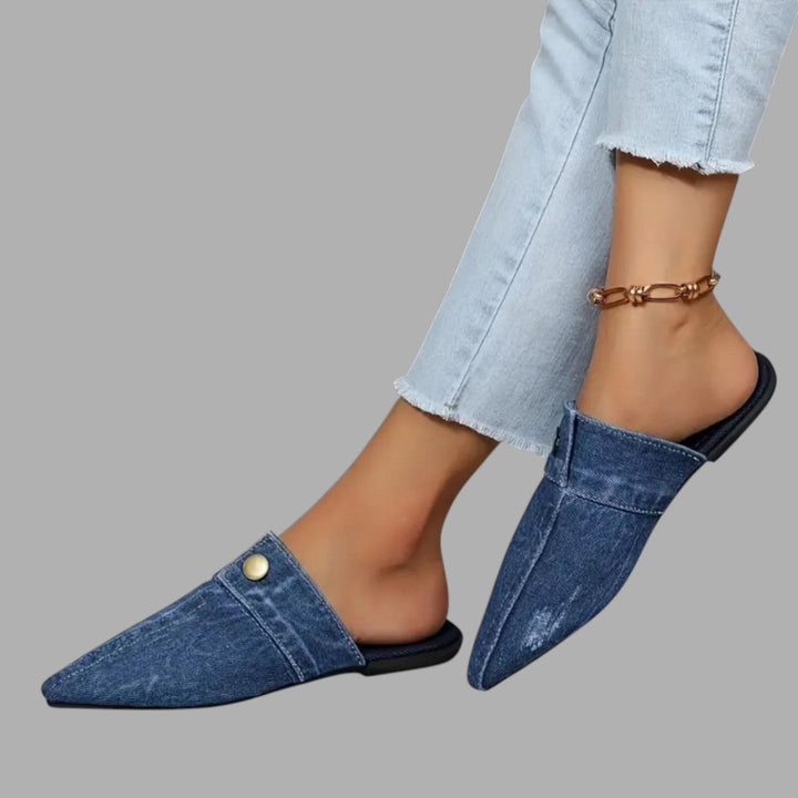 Versatile women's slip-on mule sandals, a comfortable and stylish choice for casual summer and everyday footwear.
