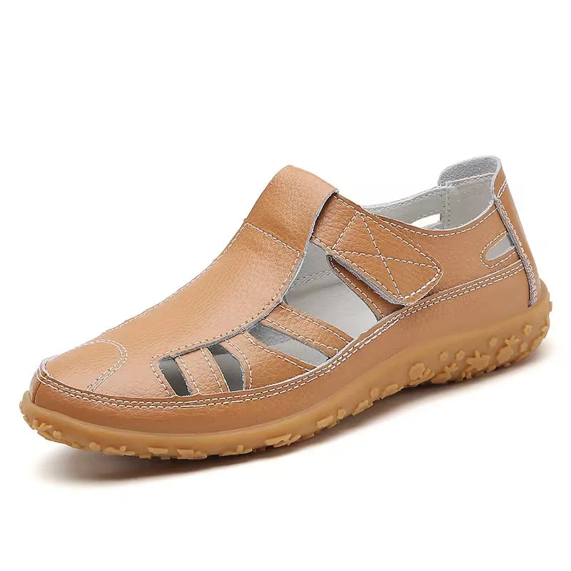 Front view of women's open-toe balance sandals, ideal for casual wear and daily walking comfort.