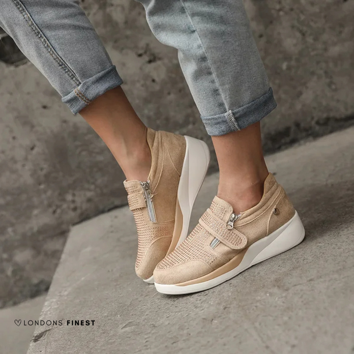 Women's supportive comfort sneakers with cushioned insole and arch support, ideal for walking & everyday wear.