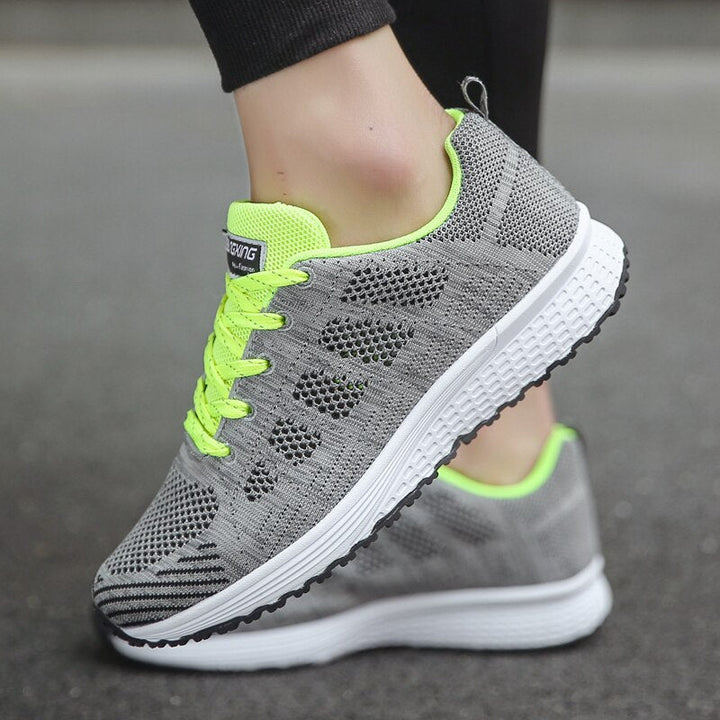 Everyday women's walking shoes with orthopedic features, ensuring arch support & stability.