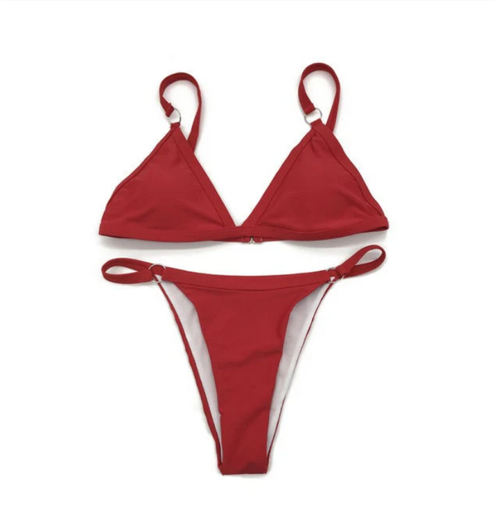 Women's sustainable bikini set, featuring adjustable straps. A two-piece swimsuit for stylish summer beachwear.