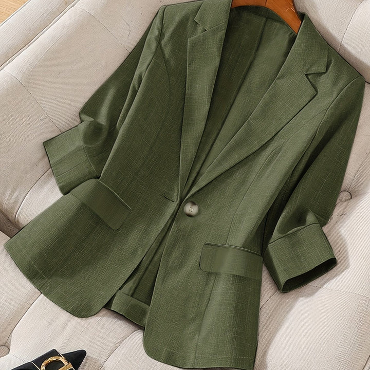 Interior lining detail of the high-quality women's formal jacket, showing craftsmanship.