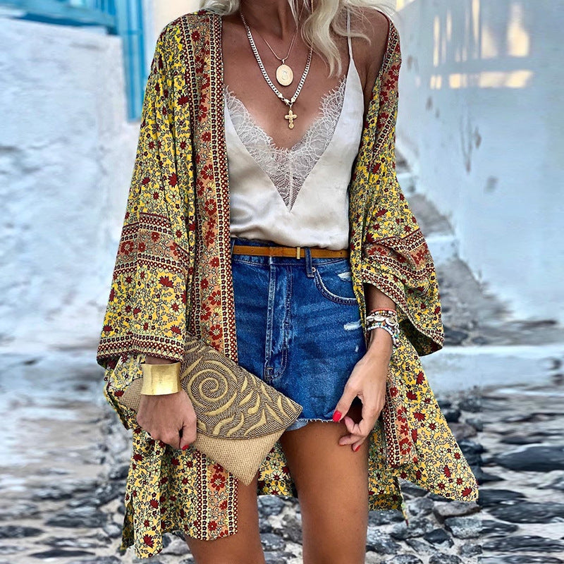 Women's trendy boho cardigan, vibrant pattern, loose fit for casual layered look & everyday wear.