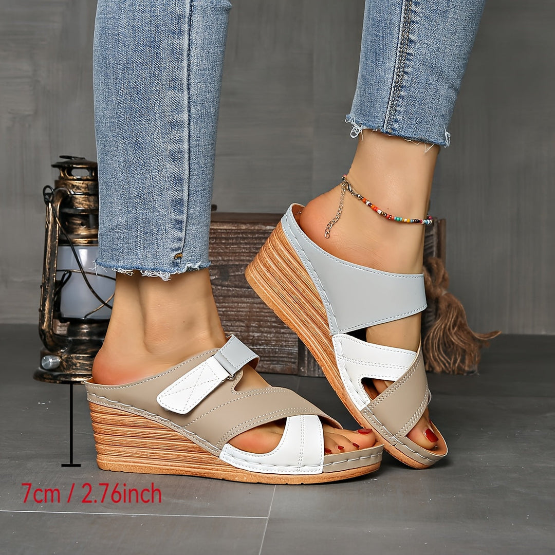 Chic two-tone wedge slides, comfortable open-toe summer footwear for women's casual fashion.
