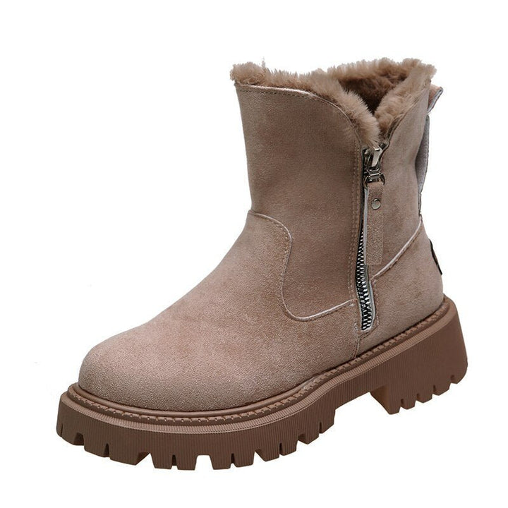 Durable women's winter snow boots, offering cozy comfort and warmth for all your cold-weather activities.