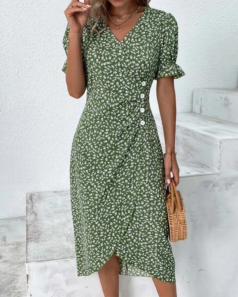 Women's V-neck floral flowy dress, perfect for spring/summer, offering casual yet elegant style.