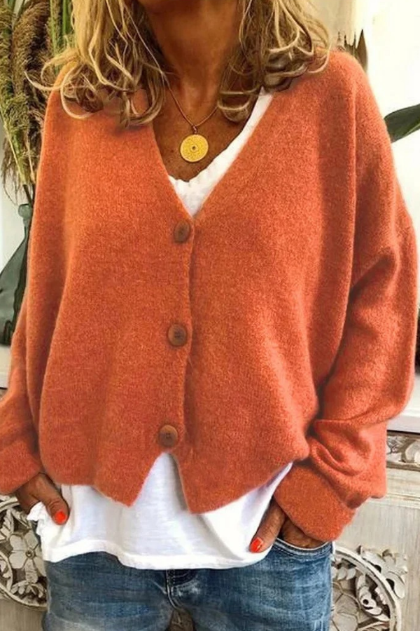 Women's versatile button cardigan for effortless style and everyday comfort.