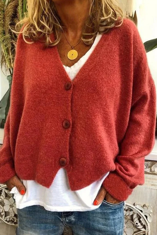 Essential women's button cardigan, providing everyday comfort and style.
