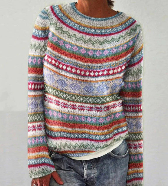 Comfortable women's striped knit sweater with vibrant colors & jacquard pattern. Ideal for everyday autumn style.