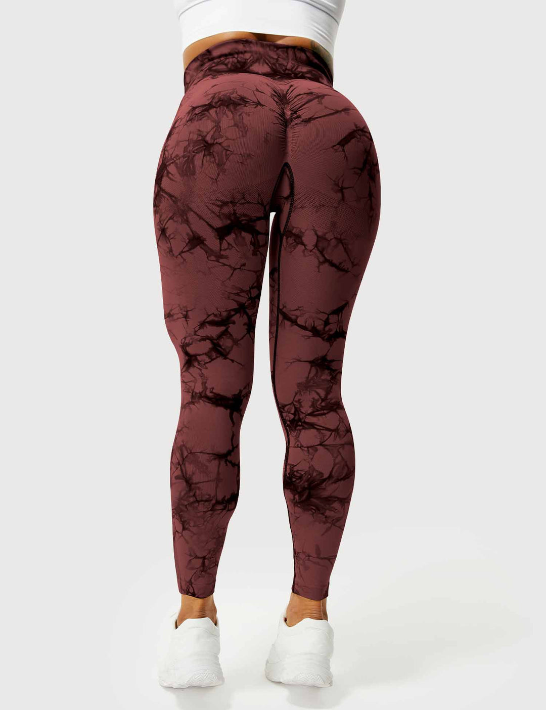 Comfortable women's tie-dye workout pants, flexible and perfect for all fitness activities.